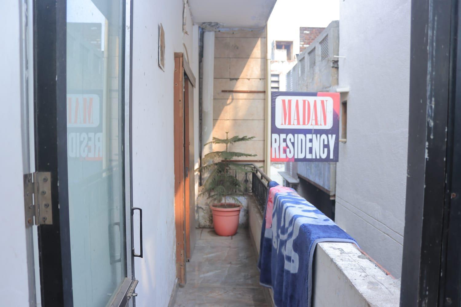 Madan Residency , Amritsar Hotel Eksteriør billede